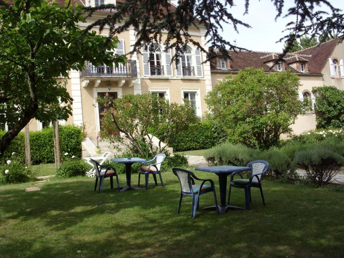 Domaine De Sainte Anne Bed & Breakfast Venoy Bagian luar foto